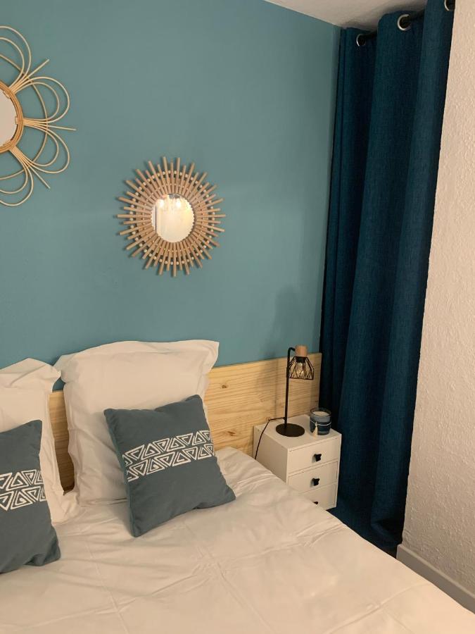 Chaleureux Appartement Face Au Port Sta Lucia, Tout A Pieds, Wifi แซ็งต์-ราฟาเอล ภายนอก รูปภาพ