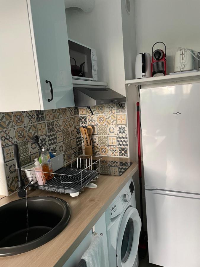 Chaleureux Appartement Face Au Port Sta Lucia, Tout A Pieds, Wifi แซ็งต์-ราฟาเอล ภายนอก รูปภาพ
